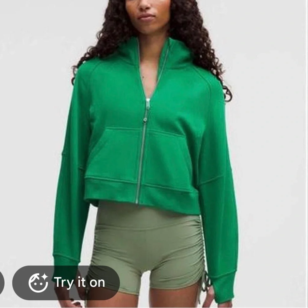 Lululemon Scuba Full-Zip Hoodie  Green , Size 6 great conditions